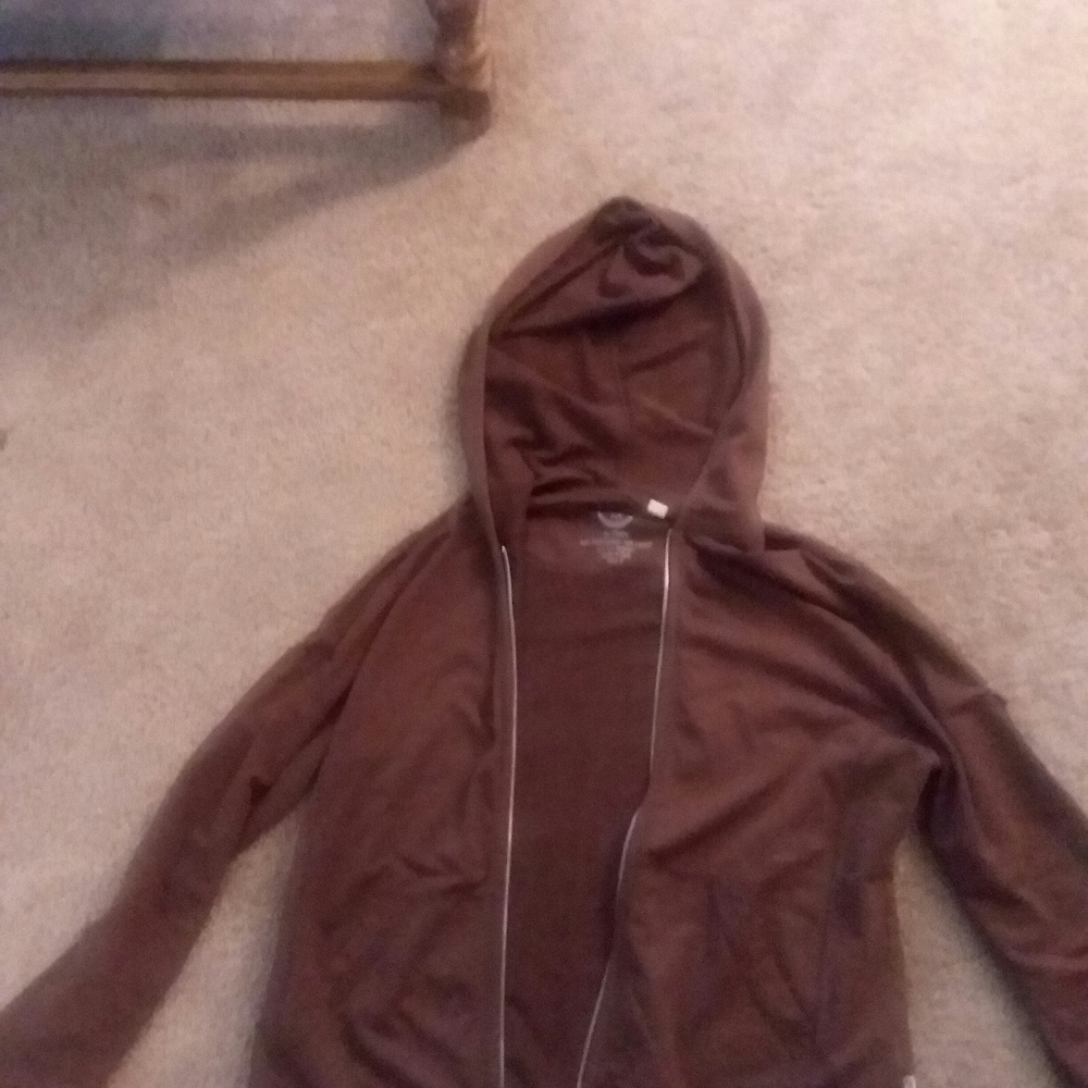 zip up sweatshirt
